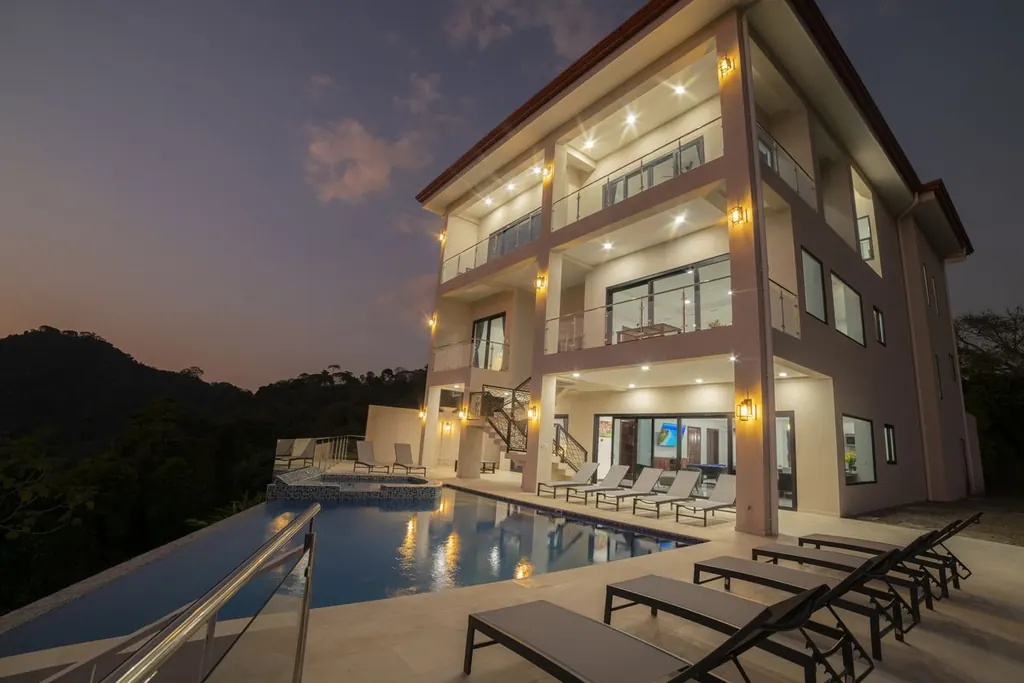 Jaco Bachelor Party Villas – Jaco, Costa Rica
